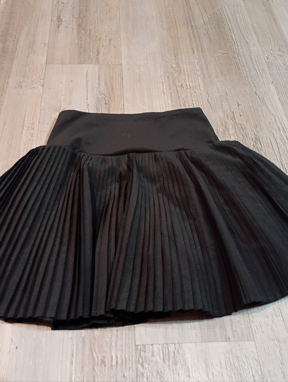 Skort - Picture 3 of 4